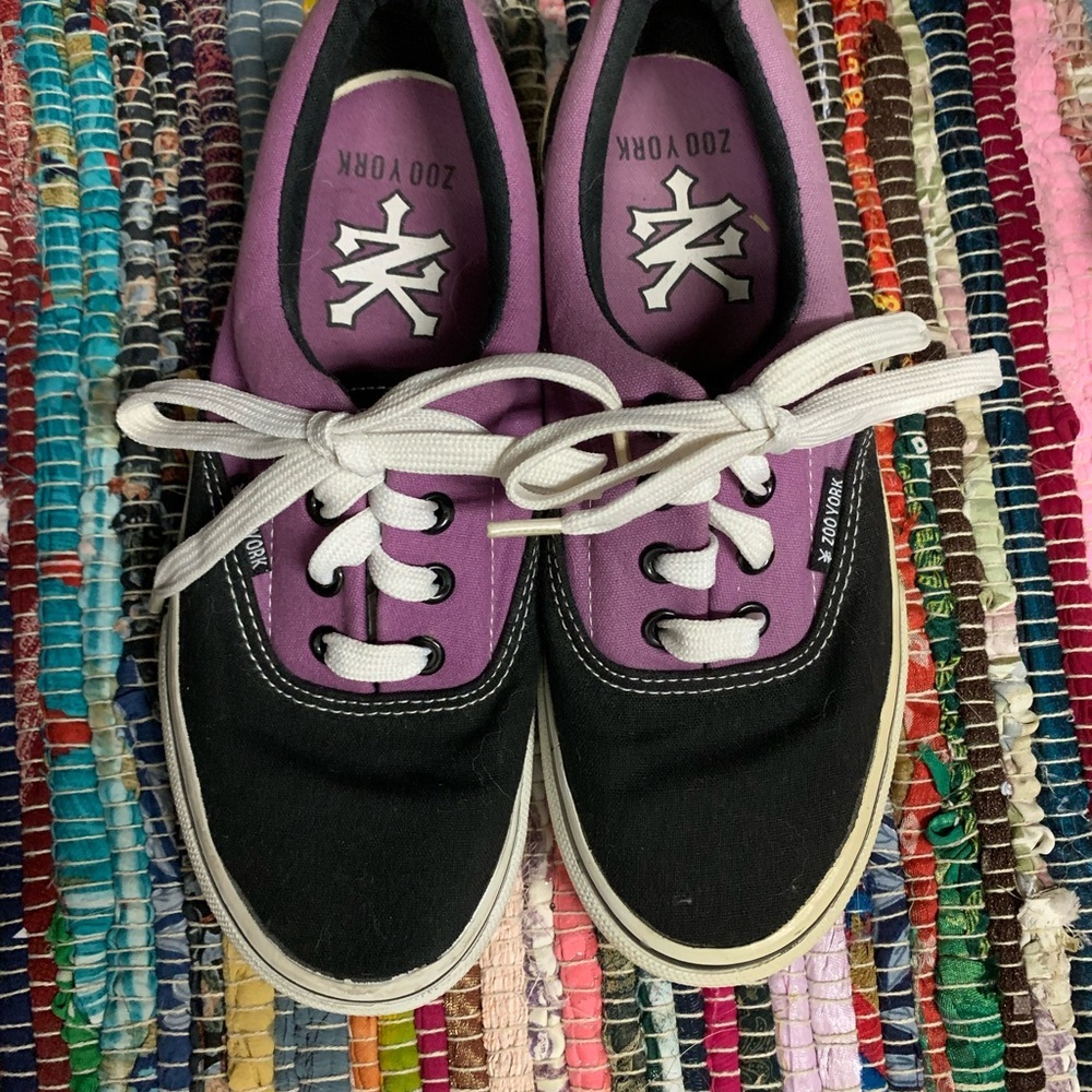 🤑 5 for $25 Zoo York Women's Purple and Black Sneakers
